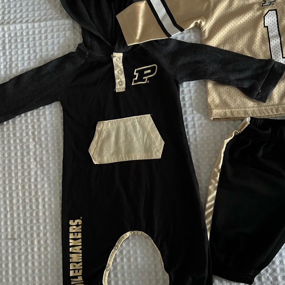 Purdue Kids four Piece Set - Black, Gold, Gray - Picture 4 of 7